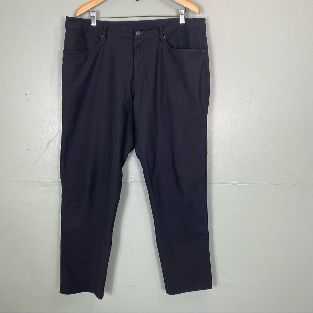 Lululemon ABC Classic Fit Pant Gray Sz 40